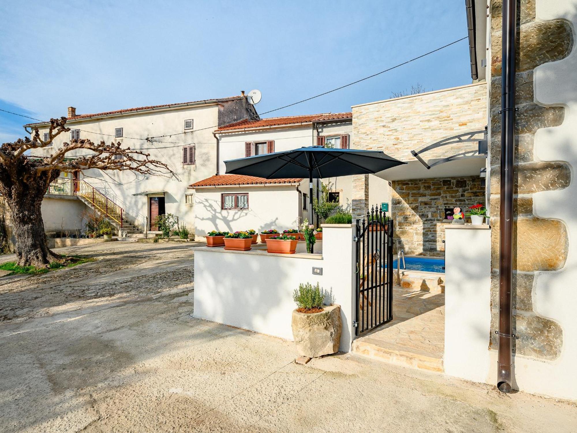 Nyaraló Casa Piccola Leona
